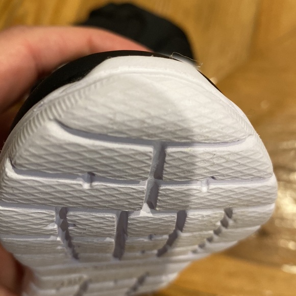 Champion Baby Sneakers - Picture 5 of 7